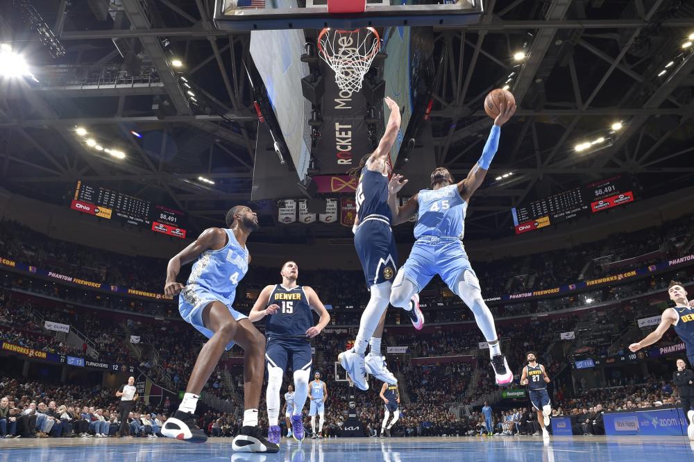 连命中三分 连命中三分