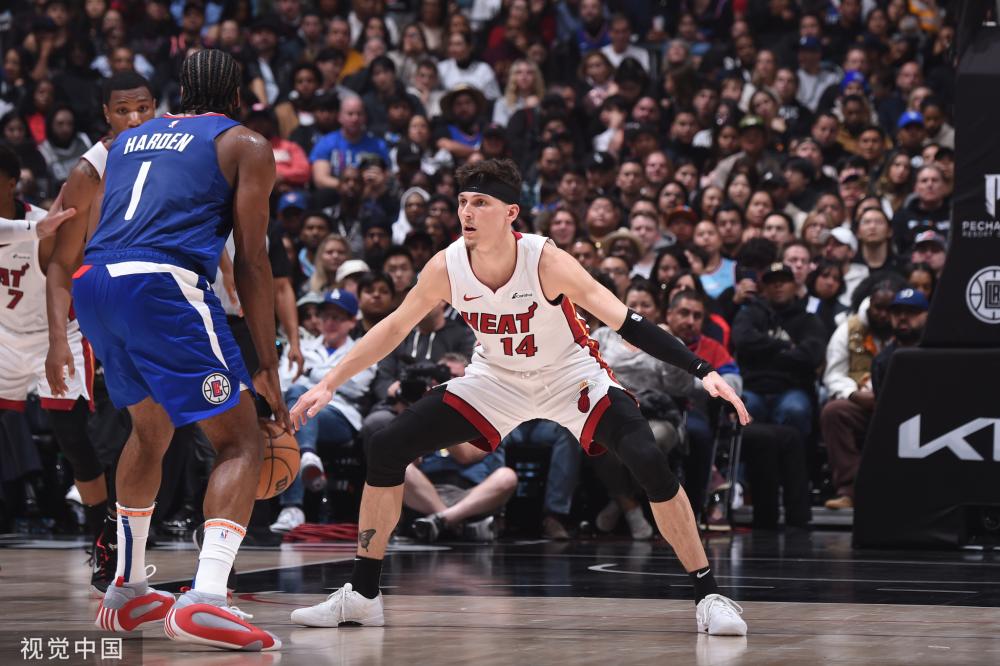 作出判断 作出判断