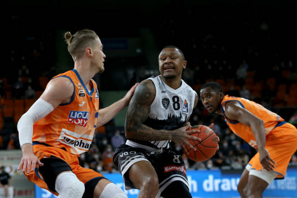 今夏转会市 今夏转会市