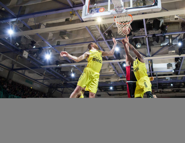 其财务基础 其财务基础